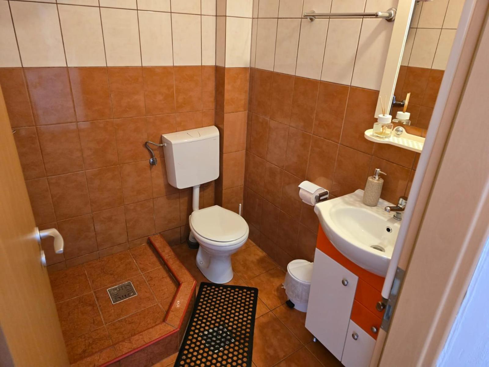Casa Vivian Hotel Băile Herculane Exterior foto